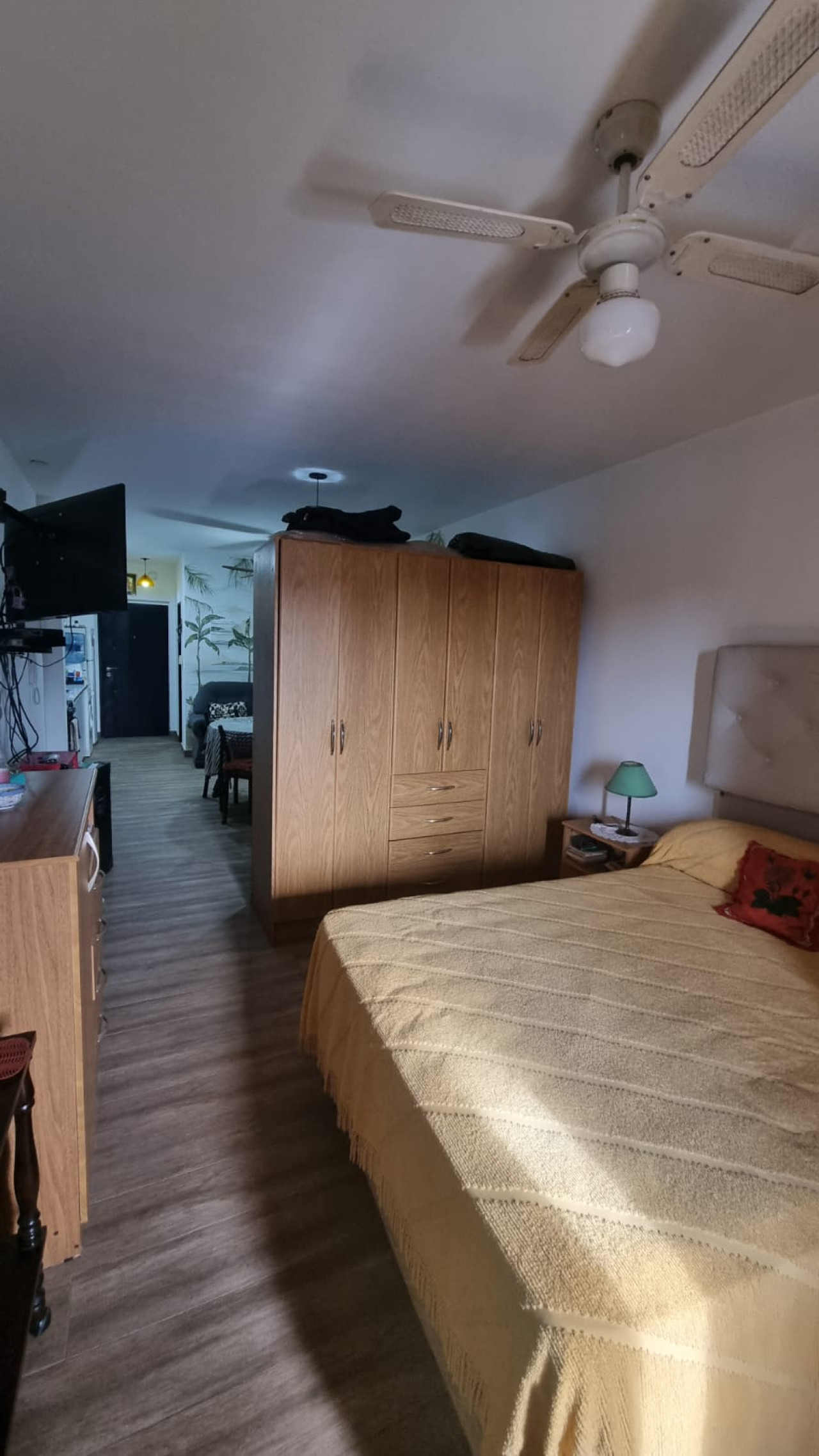VENTA HERMOSO MONOAMBIETE CON COCHERA HARMONY II  MUÑIZ